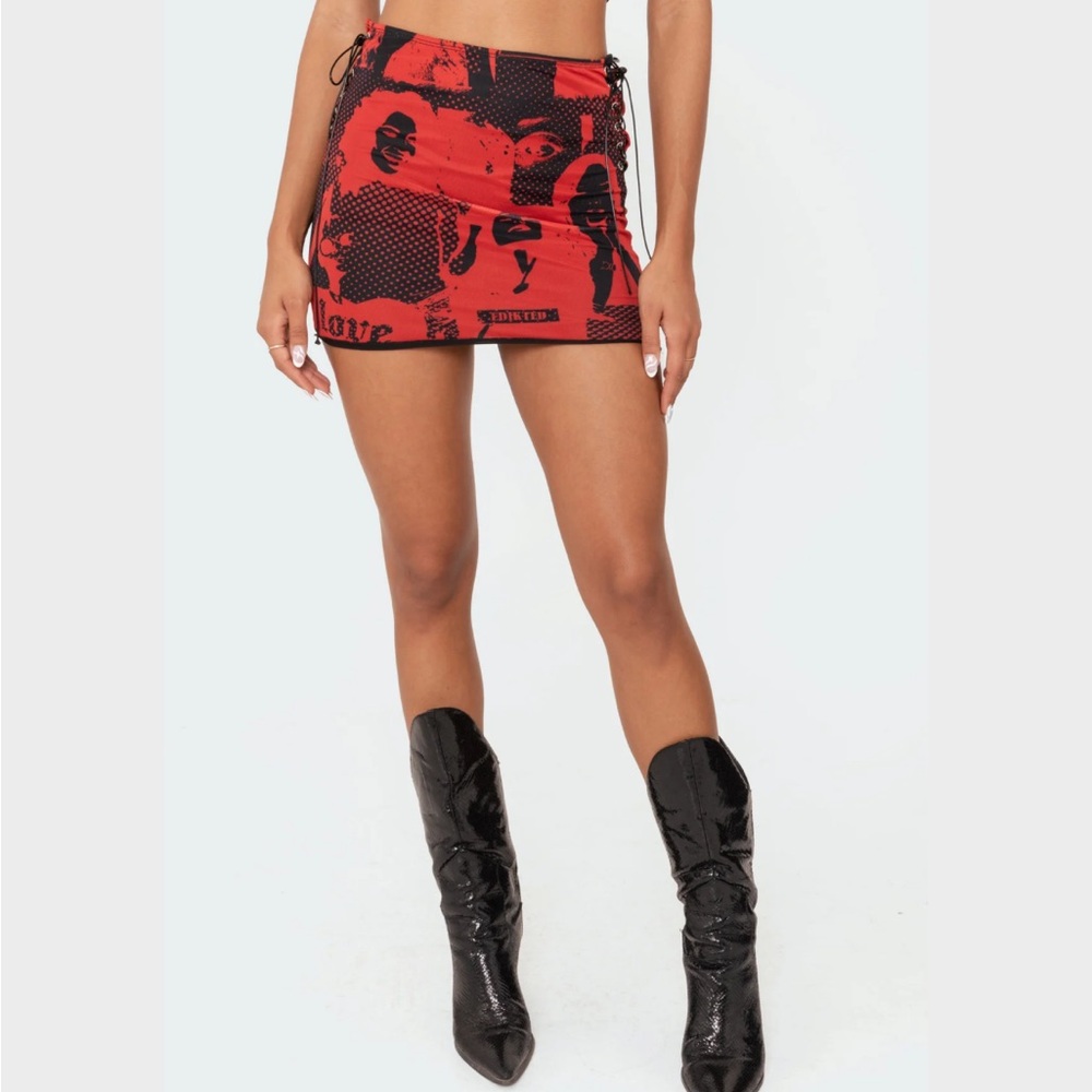 Edikted Tati Mini Mesh Skirt